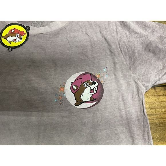 Buc-ee’s T-Shirt Stardust Wishes Size Adult Small Tags•Sticker NWT - Picture 3 of 11